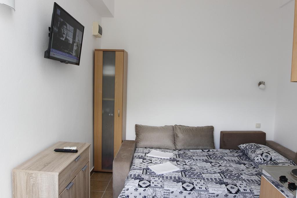 Guest House Ugljevarevic بودفا المظهر الخارجي الصورة