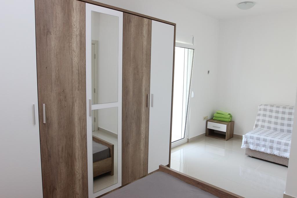 Guest House Ugljevarevic بودفا المظهر الخارجي الصورة