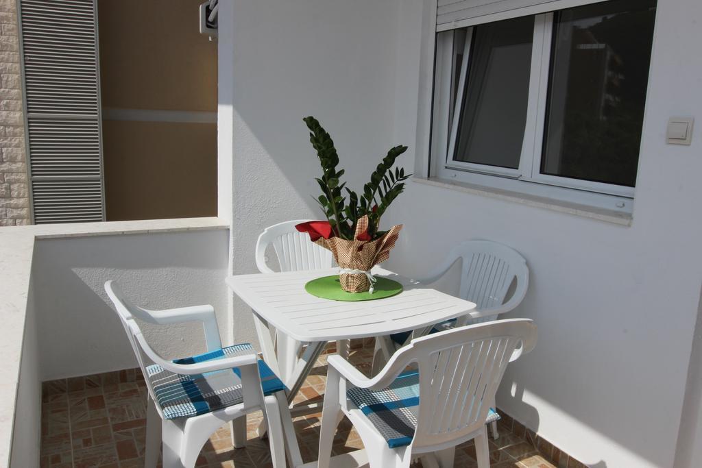 Guest House Ugljevarevic بودفا المظهر الخارجي الصورة