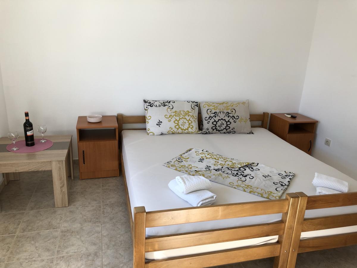 Guest House Ugljevarevic بودفا المظهر الخارجي الصورة